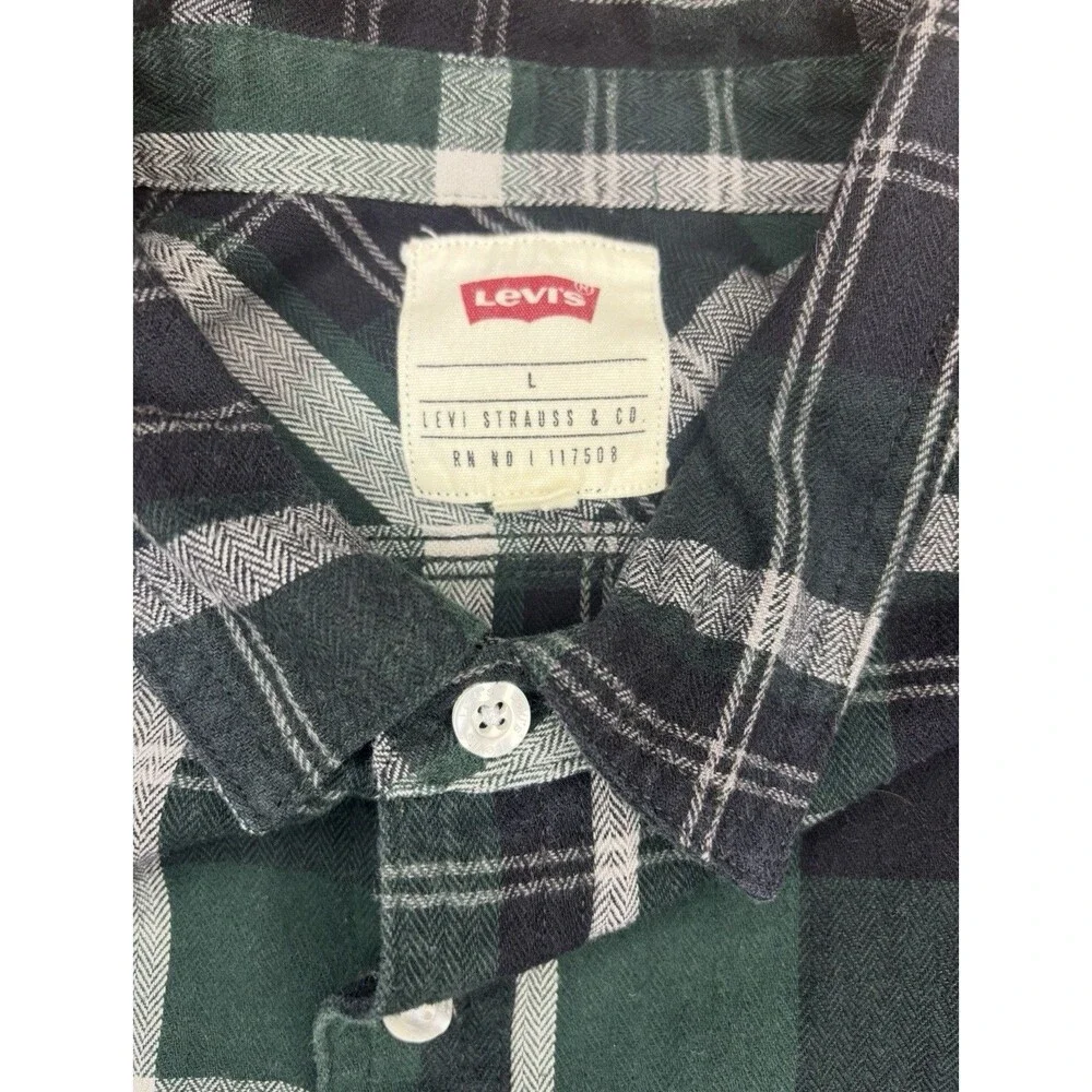 Levi's Men's Green Plaid Flannel Shirt Long Sleeve Double Pocket Cotton Size L